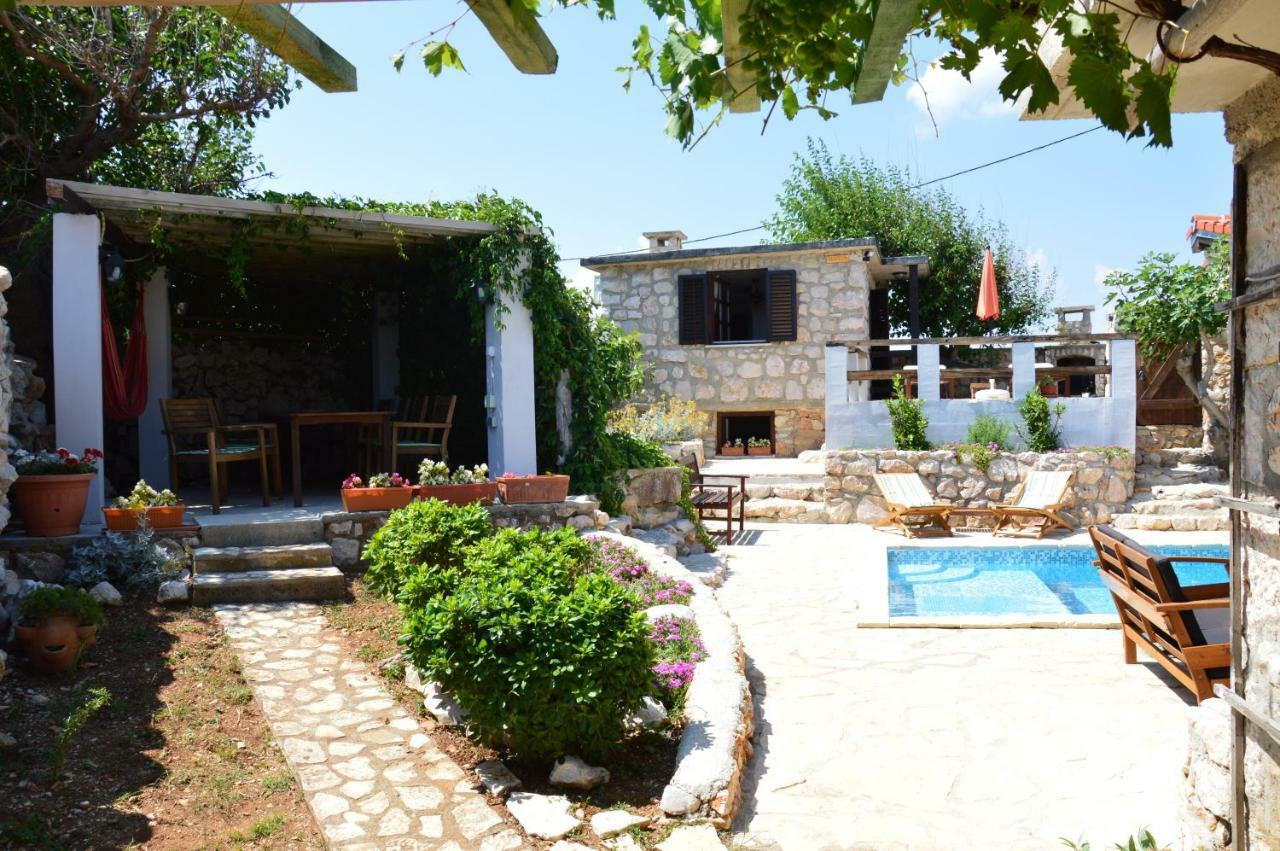Three Sisters, Absolutely Unique Stone Houses, 200 M From The Beach Rudine  Exterior photo